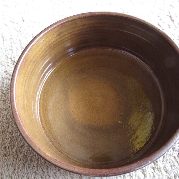 Vintage Carved Sea Shells Pottery Bowl - Picture 2 of 7